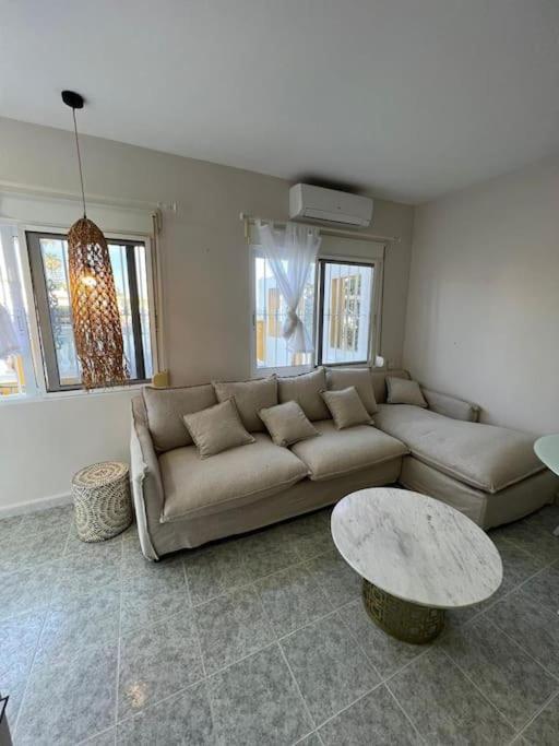 Appartement Aan Boulevard En Zwembad Sitio de Calahonda Bagian luar foto
