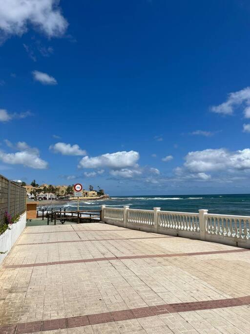 Appartement Aan Boulevard En Zwembad Sitio de Calahonda Bagian luar foto